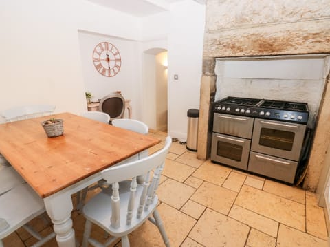 Fridge, dishwasher, electric kettle, toaster