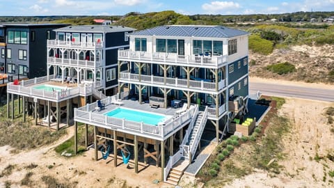 Ocean Side of House
CG 4.12.25
