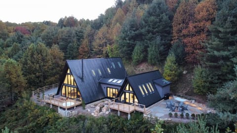 Modern Double A-Frame | 4BR | 3BA