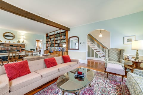 Fly Creek Vacation Rental | 3BR | 2.5BA | 2,000 Sq Ft | Stairs Required