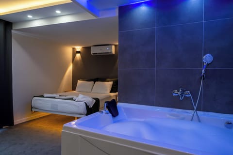 Deluxe Double Room | Free minibar items, desk, laptop workspace, bed sheets
