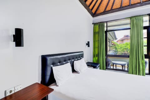 Deluxe Double Room | Desk, laptop workspace, free WiFi, bed sheets