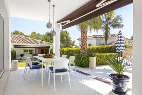 Villa | Terrace/patio