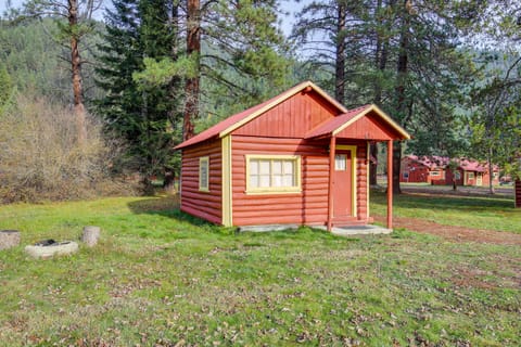 St Regis Vacation Rental | Studio | 1BA | 200 Sq Ft | 3 Steps for Entry
