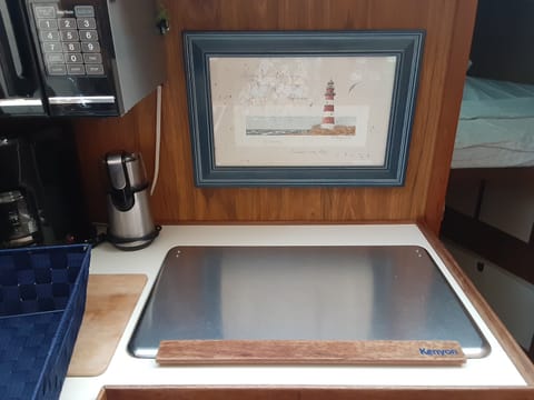 GALLEY-2 BURNER RANGE TOP