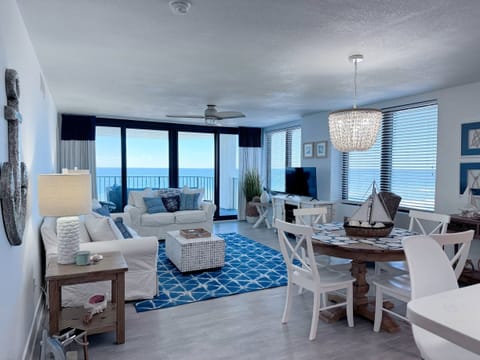 Luxury Beachfront Living, Decorators Dream