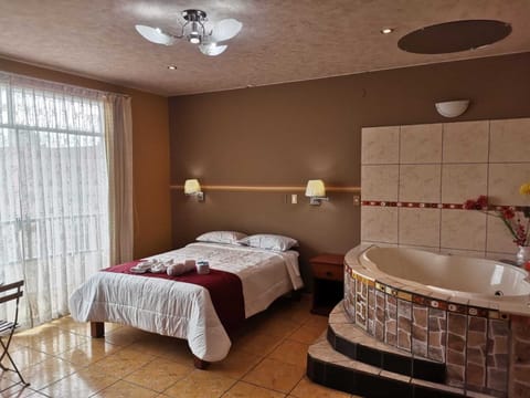 Traditional Suite | WiFi (free), bed sheets