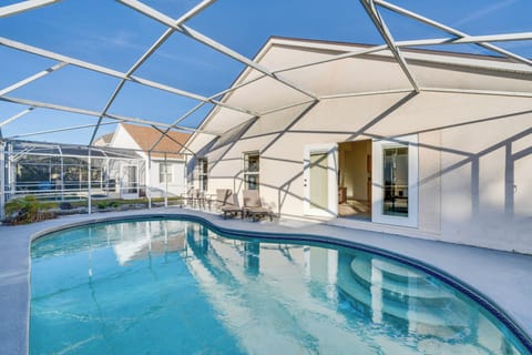 House (4 Bedrooms) | Front of property