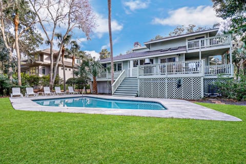 33 Haul Away - Private Pool Area