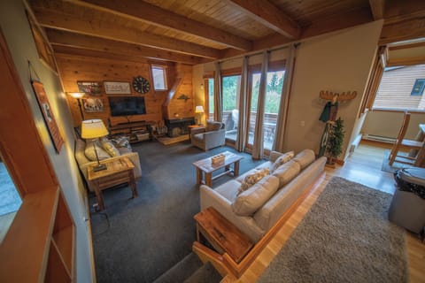 Spacious townhome in North Keystone