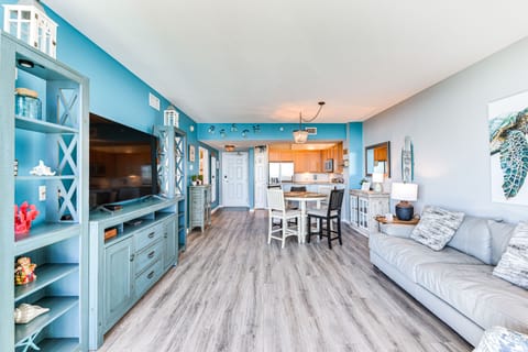 Destin Vacation Rental | 2BR | 2BA | 970 Sq Ft | Step-Free Access (Elevator)