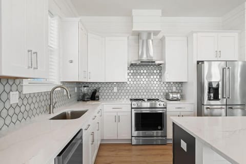 Awesome kitchen for great entertainment and meals