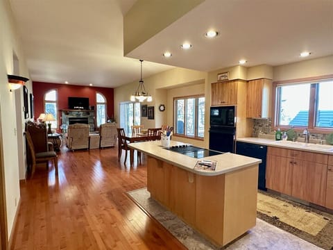 Open Kitchen Area