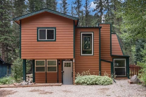 Welcome to the Tranquil Stream Cabin!