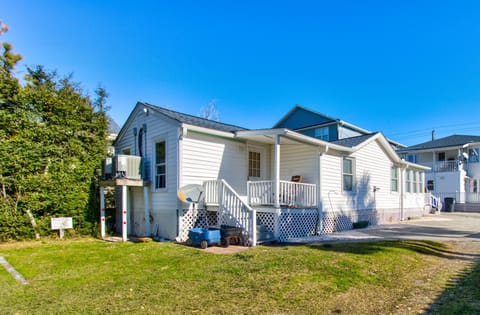 Seaside Cottage B-Front of House