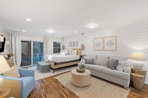 Open spaces and clean lines define this cozy retreat.