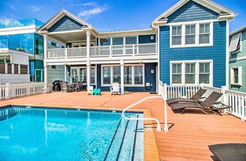 2 Perfect Alignment - Oceanfront Pool 