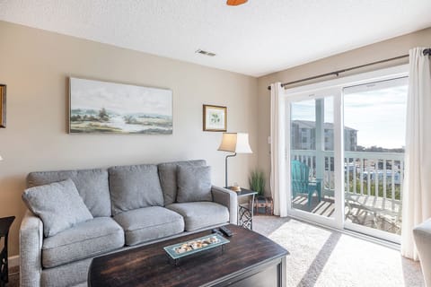 Welcome to Pebble Beach B204!