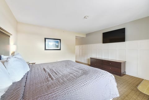 how to book vacation homes in Kelleys Island