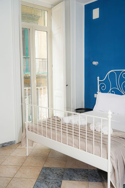 Family Room | 1 bedroom, soundproofing, free WiFi