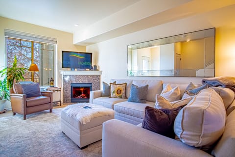 Welcome to Sweetwater Condo
