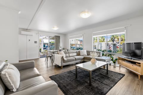 Superior Villa, 2 Bedrooms | Living area | Flat-screen TV