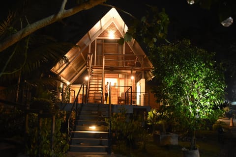 Deluxe Double Room, Balcony, Pool View | Egyptian cotton sheets, premium bedding, pillowtop beds, in-room safe