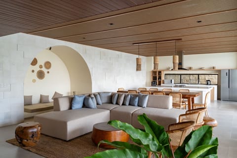 Villa | Living room | 42-inch Smart TV with cable channels
