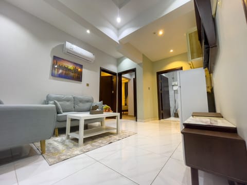 Deluxe Apartment, 2 Bedrooms | In-room safe, desk, soundproofing, WiFi (free)
