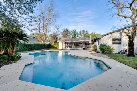 Orlando Vacation Rental | 3BR | 2BA | 1,620 Sq Ft | 2 Exterior Steps Required