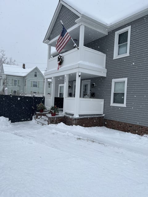 First snowfall of 2024.