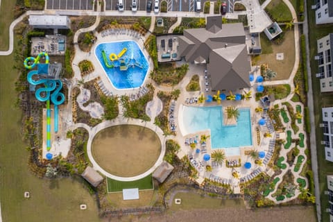 House, Multiple Bedrooms | Pool