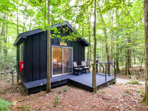 dbe0bad1-f00a-4705-a69b-2f2e817ef7e7