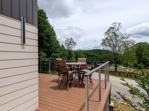 0d954ed4-d5ad-4e9e-a3d5-237e108a7990