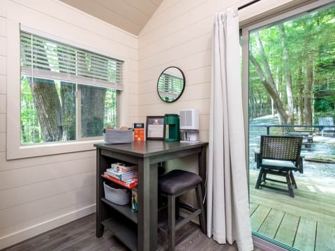 5dd83842-121f-4620-acb2-c1c4588cb186