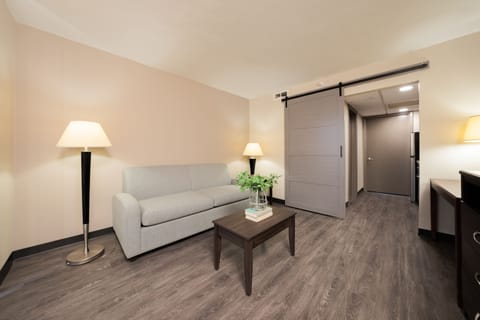 Family Suite, Balcony, Mountain View | Living area | 42-inch LCD TV with cable channels, Netflix, Hulu