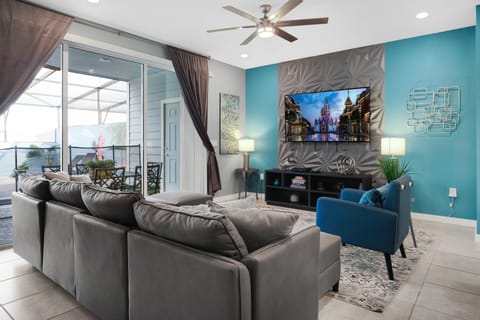 Townhome, 5 Bedrooms | Living area