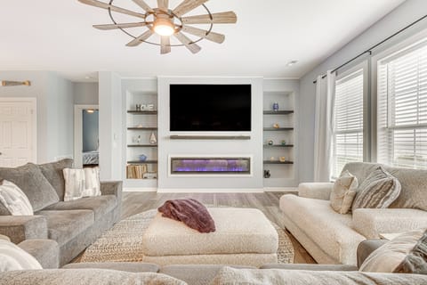 Hayes Vacation Rental | 3BR | 2BA | 2,100 Sq Ft | Stairs Required