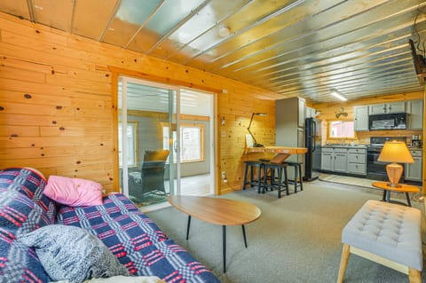 Oscoda Vacation Rental | 2BR | 1BA | 500 Sq Ft | 3 Steps Required