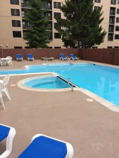 Heated indoor/outdoor pool, hot-tub, and sauna.