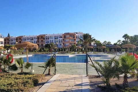 Holiday Home Swimming Pool