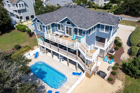 Welcome to Laughing Duck, a stunning 6-bedroom, 6-bathroom, 2 half-bathroom home in the desirable Sea Pines Community.