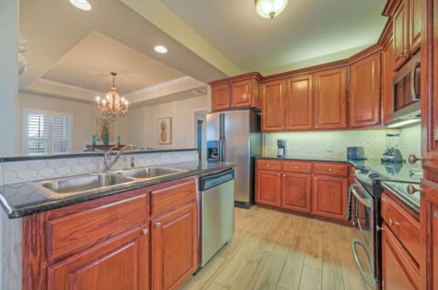 Fully equipped kitchen.