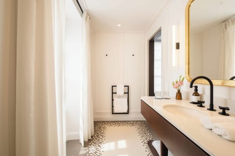 Deluxe Room | Bathroom | Designer toiletries, hair dryer, bathrobes, slippers