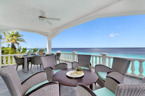 Belmar 20 comes with a spacious balcony with awesome views