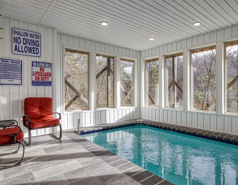 Indoor Pool Moon Fox Lodge