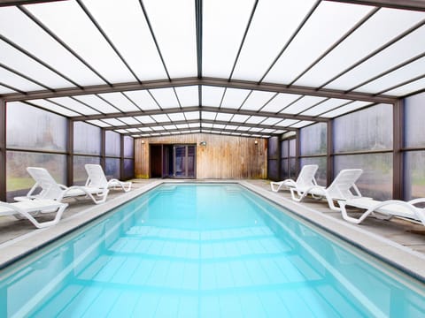 Holiday Home Swimming Pool