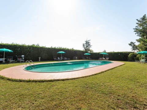 Holiday Home Swimming Pool