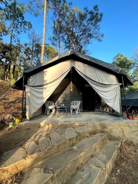 Luxury Tent | 1 bedroom, desk, soundproofing, free WiFi