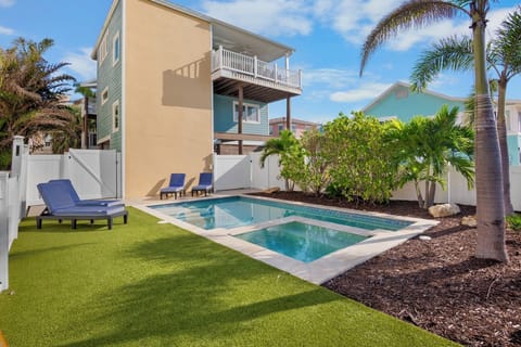 Private Pool and Spa